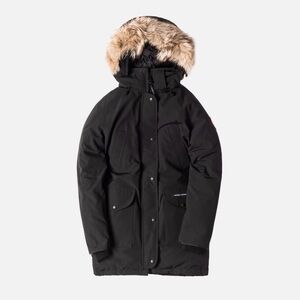 Canada Goose Men's Light Gray Puffer Jacket with Fur Hood (Black Label)